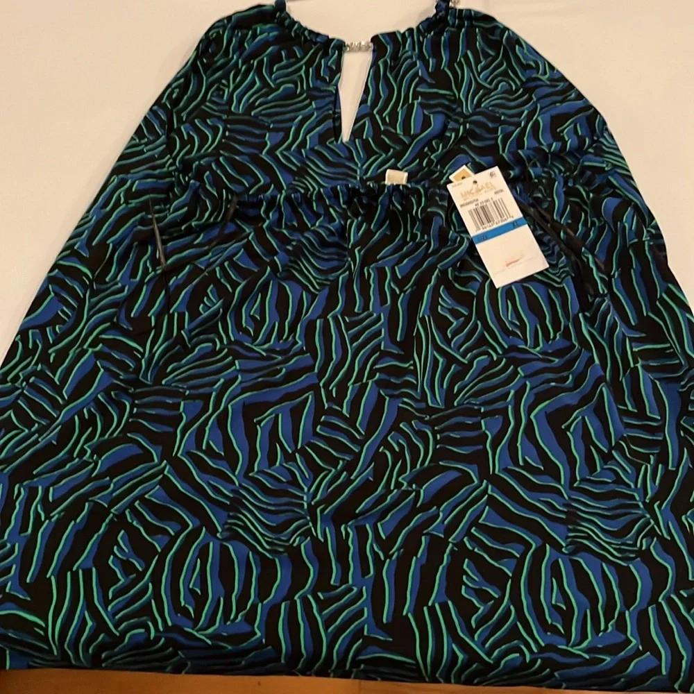 Micheal Kors  size medium blue animal print chain print halter top stretch NWT